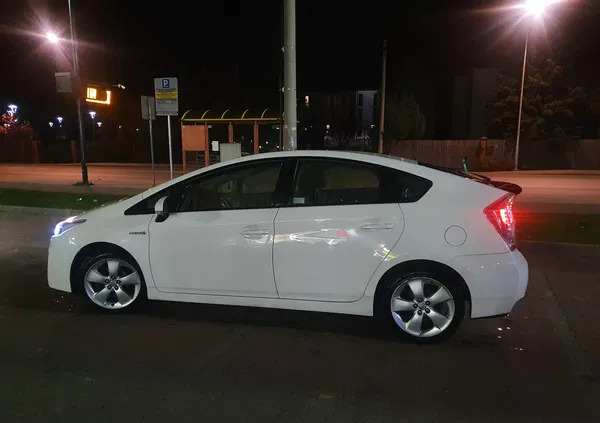 Toyota Prius cena 39000 przebieg: 60000, rok produkcji 2010 z Katowice małe 11